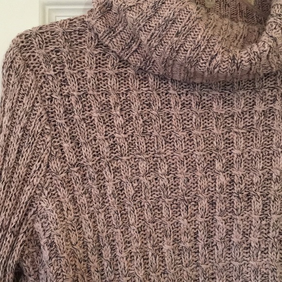 Free People Crop Turtleneck Sweater! - Picture 2 of 4